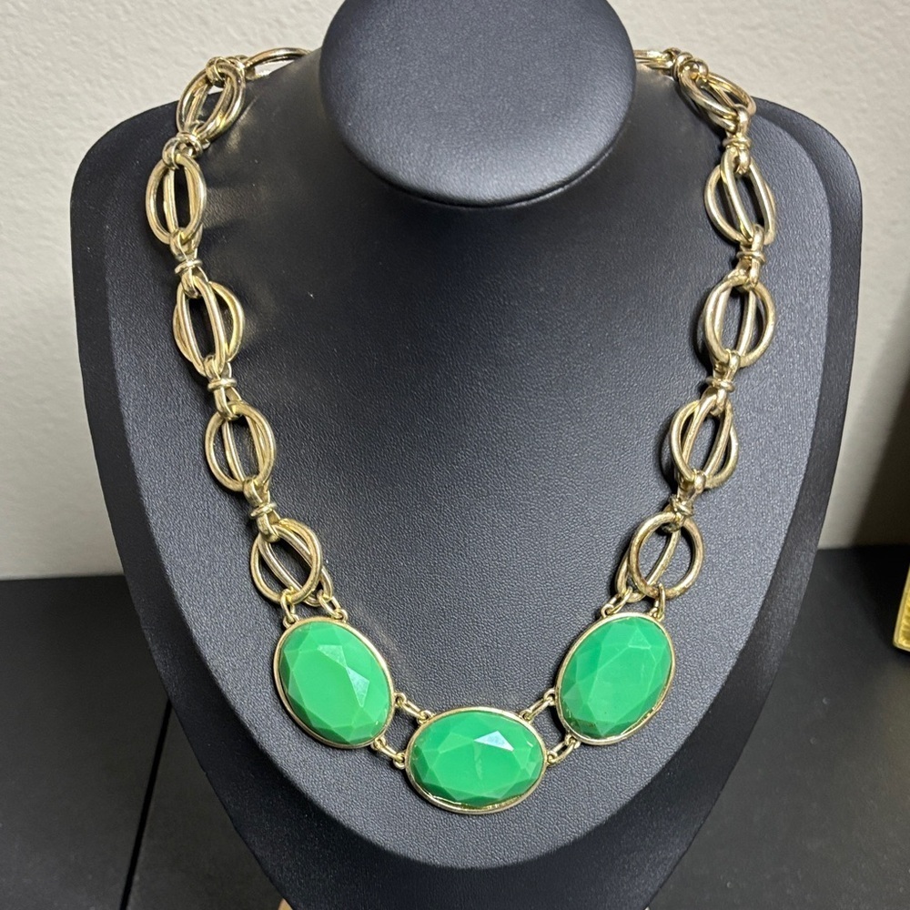 Banana Republic Elegant Gold Green Statement Preppy Necklace